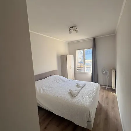 Apartment La Pause Sarladaise A 25m Du Centre Historique